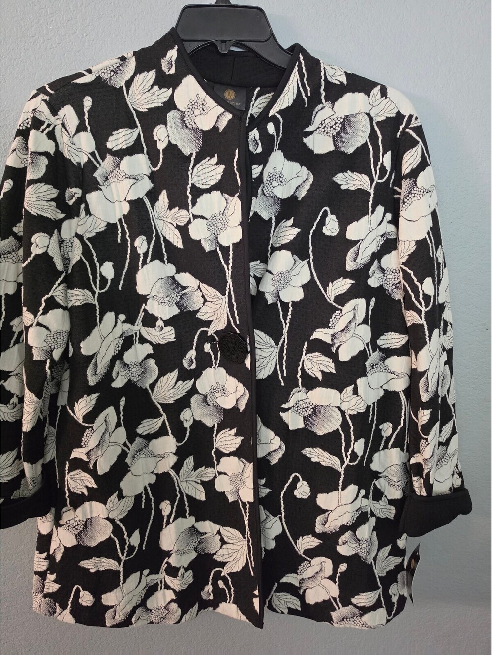 JM Collection Women's Black and White Floral Floral Jacquard Evening Jacket XL
